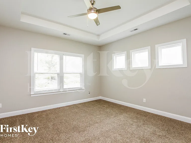 206 Paradise Hills Cir — Photo 8