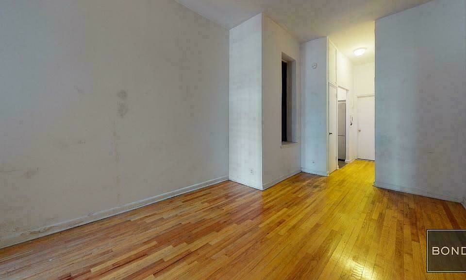 1st image of 309 E 85th St APT 1D