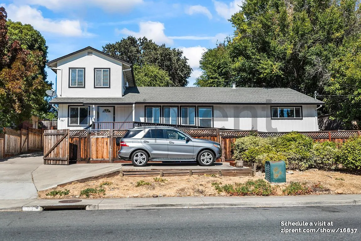 1967 Solano Way photo 1