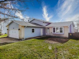 4905 Pyndale Dr, McHenry, IL 60050