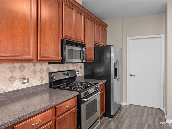 5th image of 8814 Concord Ln Unit H