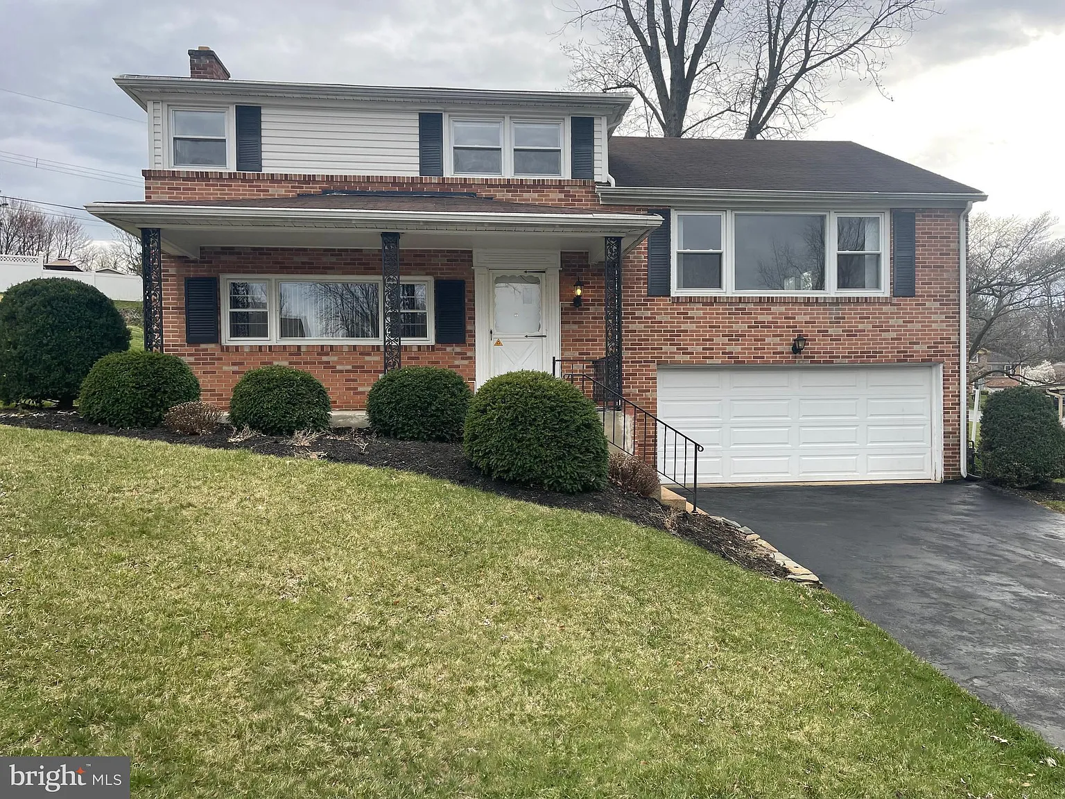 3 bed, 1800 sqft, $2,650 — Photo 1