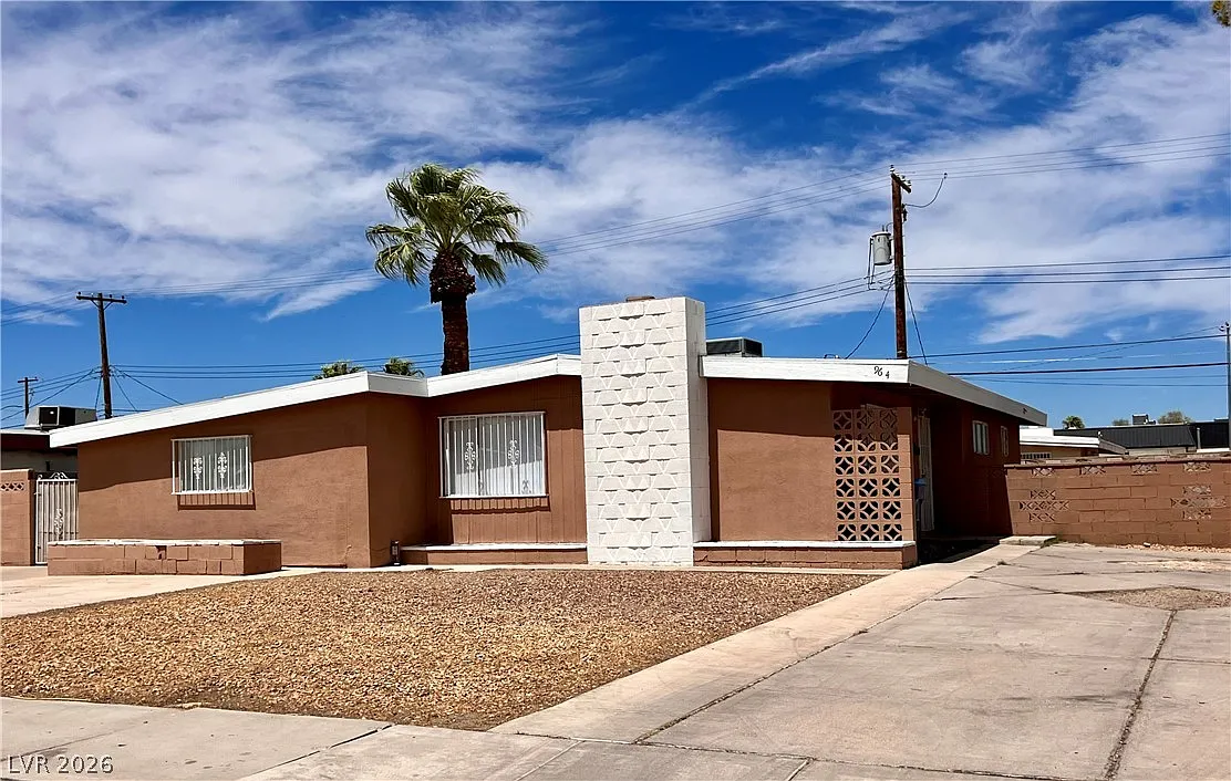 3 bed, 2.0 bath, 1653 sqft, $1,795 — Photo 4