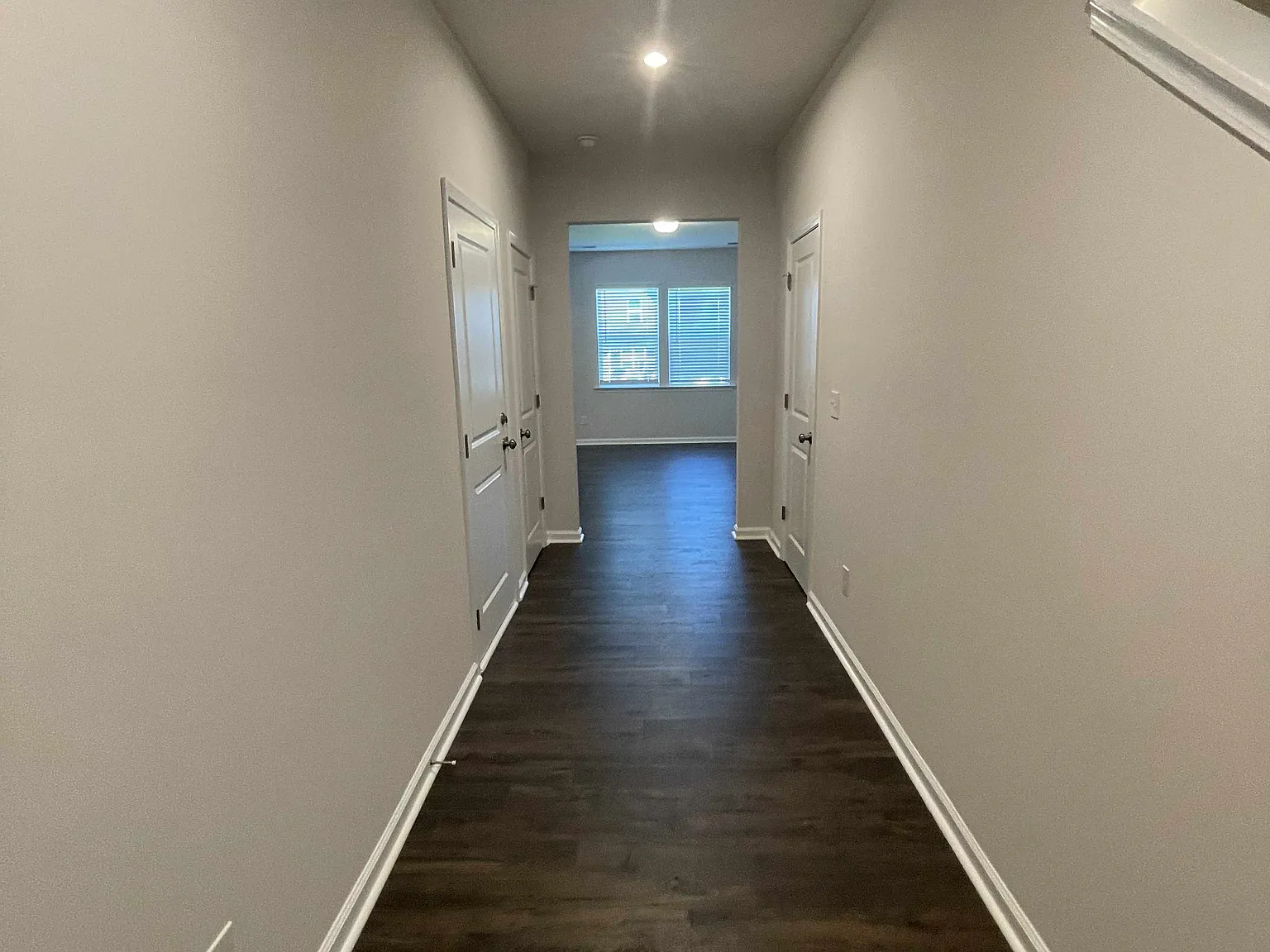 3 bed, 2.5 bath, 1450 sqft, $1,875 — Photo 4