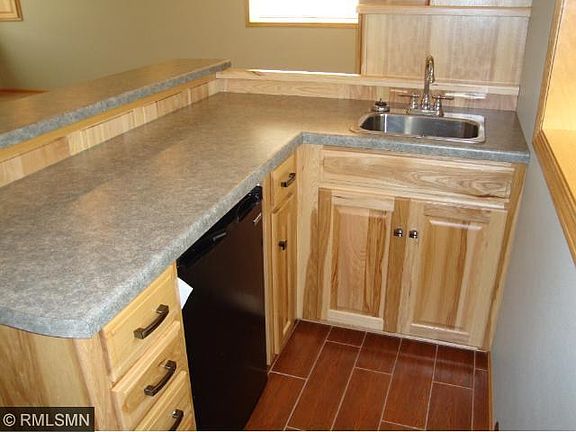 5th image of 3221 Orchard Ave NE