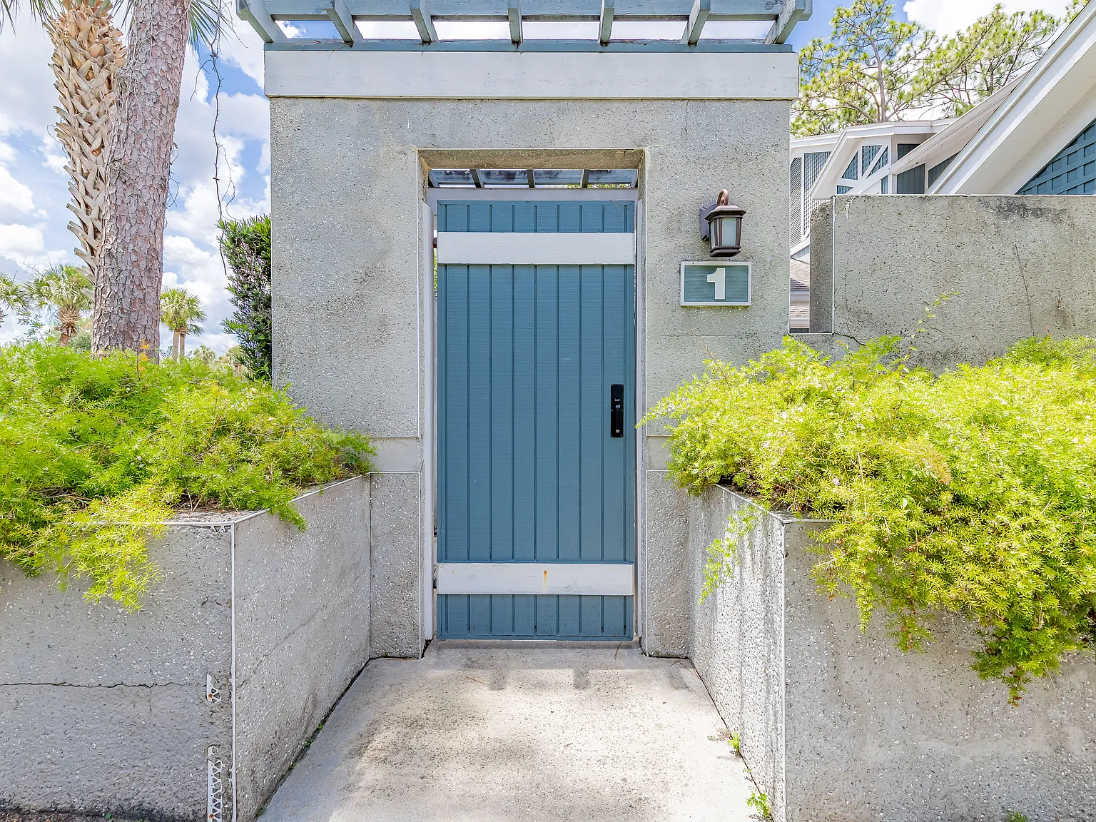 2 bed, 1250 sqft, $1,800 — Photo 3