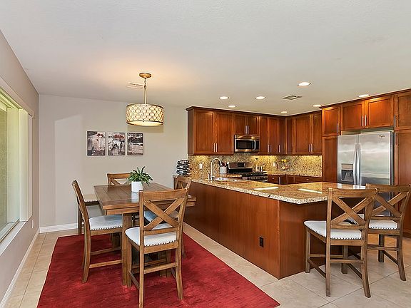 5th image of 79008 Bayside Ct