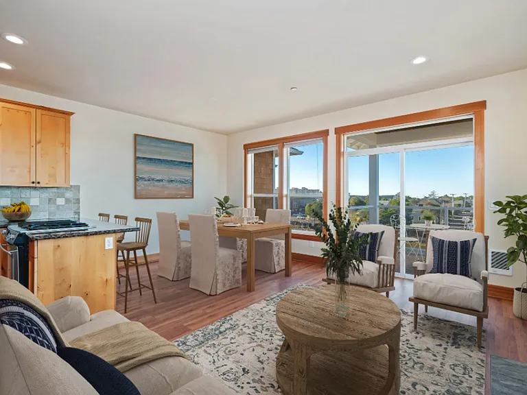 224 N Holladay Dr #201 — Photo 17