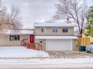 1158 Almon Cir, Gillette, WY 82718