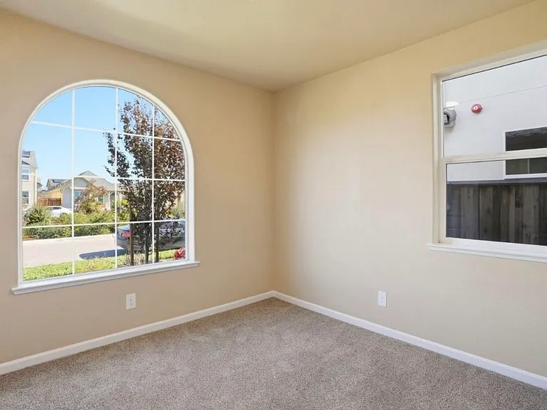 765 Brandywine Ln — Photo 24