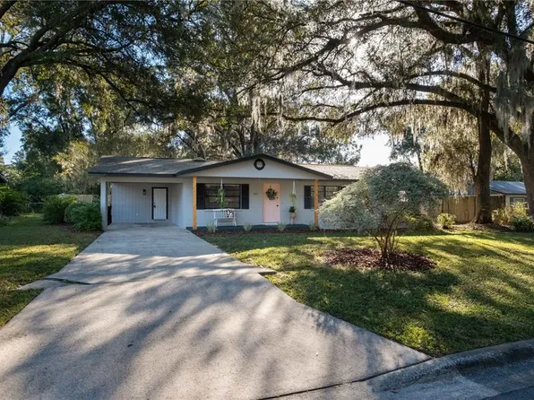 601 NW 54th Ter, Gainesville, FL 32607