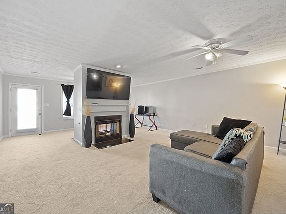 5th image of 6690 Villa Ct