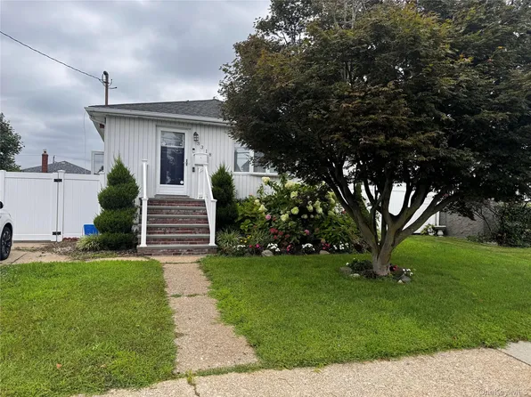 3318 MURDOCK Avenue, Oceanside, NY 11572