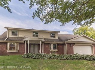 2913 Sylvania Dr, West Des Moines, IA 50266