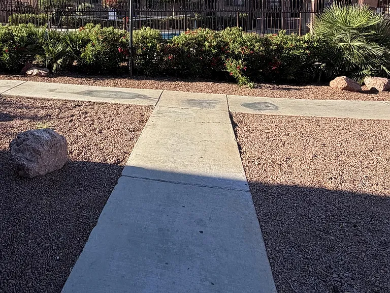 575 S Royal Crest Cir #24 — Photo 15