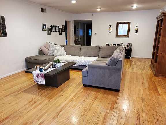 4th image of 12721 Cumpston St