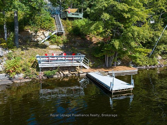 3rd image of 1231 Chimney Point Ln