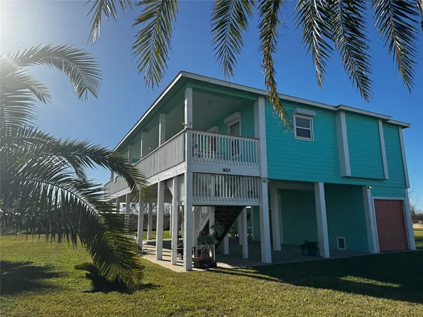 901 Helen Boulevard, Crystal Beach, TX 77650