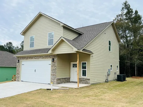 290 Partisan Dr, Phenix City, AL 36870