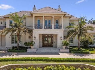 364 Colony Dr, Naples, FL 34108