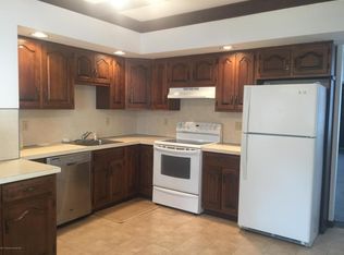 421 Willow Ave, Olyphant, PA 18447