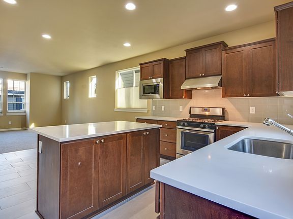 4th image of 9906 NE 138th Pl