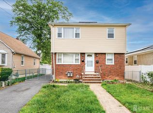 504 Chandler Ave, Linden, NJ 07036