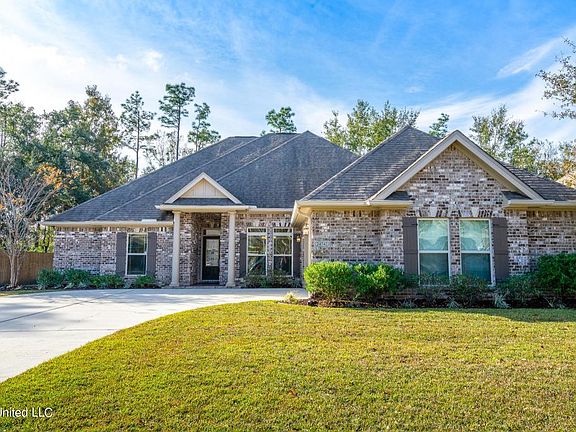 2nd image of 24742 Knollwood Dr
