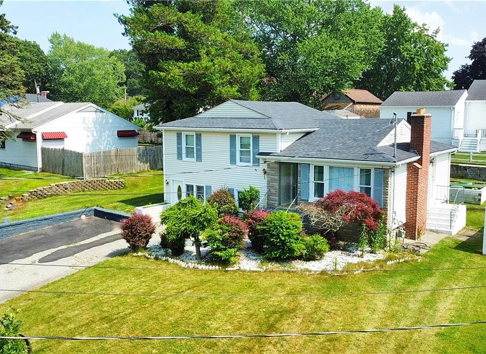 1st image of 4 Prescott Ave