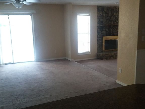 4th image of 16216 Sea Pines Dr