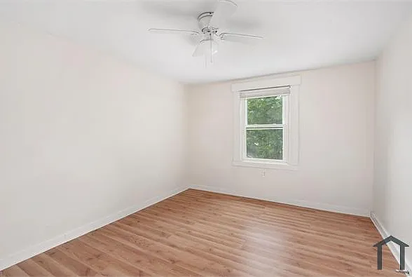 147 N Burgess Ave #147 — Photo 6