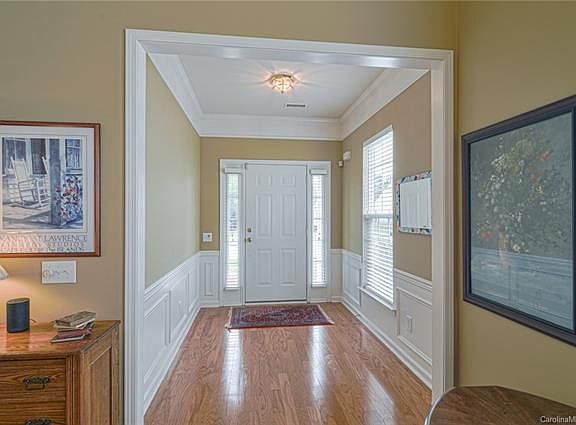 3rd image of 8707 Heron Glen Dr
