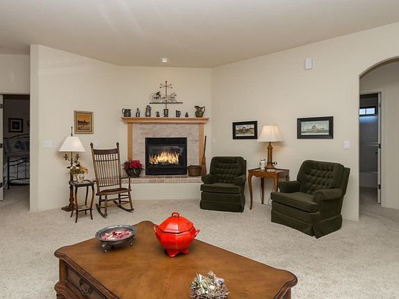 5th image of 1259 Gardenia Ln