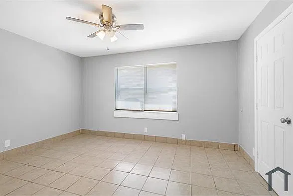 2 bed, 720 sqft, $950 — Photo 3