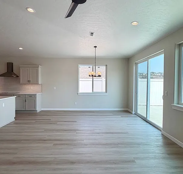 3375 S Nelson St — Photo 9