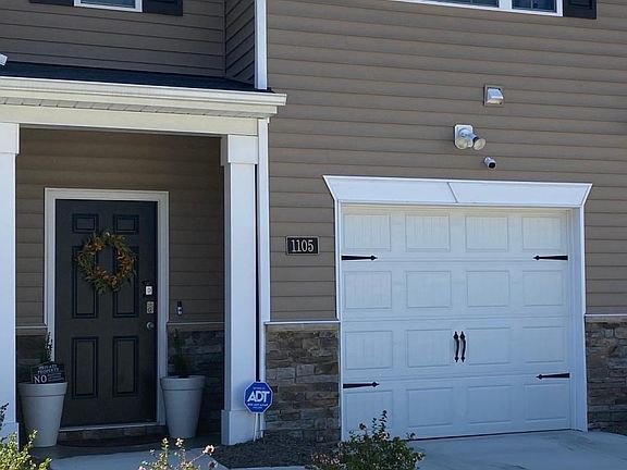 2nd image of 1105 Gracie Ln