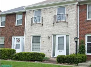 2353 Hardesty Dr N, Columbus, OH 43204