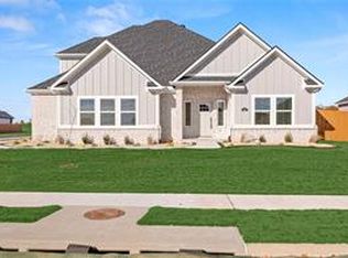 301 Bronco St, Centerton, AR 72719