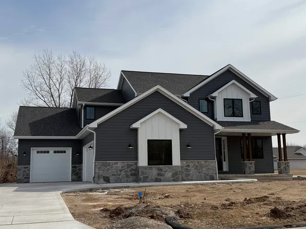 3993 Gladiator Ln, De Pere, WI 54115