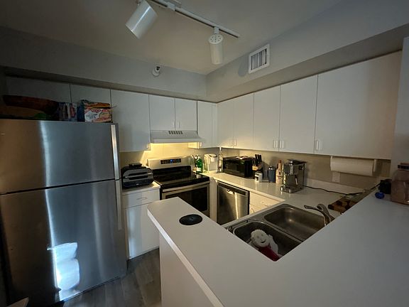 3rd image of 131 Yacht Club Way #15