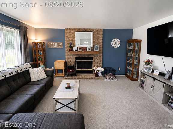 3rd image of 22103 Cherrylawn Dr