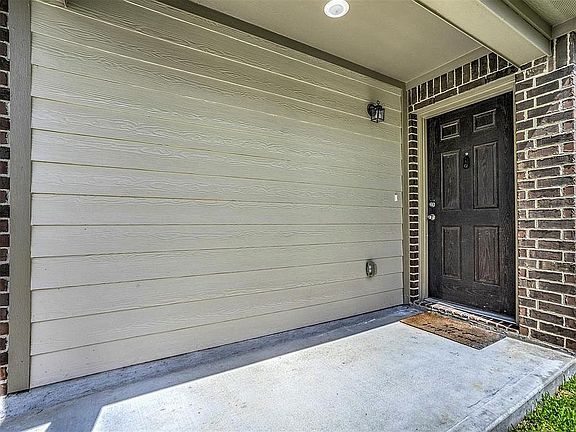 3rd image of 20726 Westfield Grove Pl