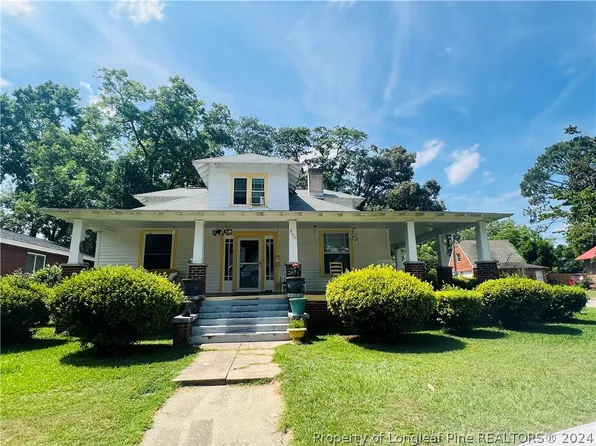 909 Glenn St, Lumberton, NC 28358