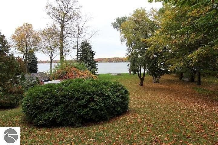1st image of 4033 E Shore Dr
