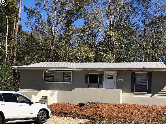 2nd image of 2069 Hollywood Dr