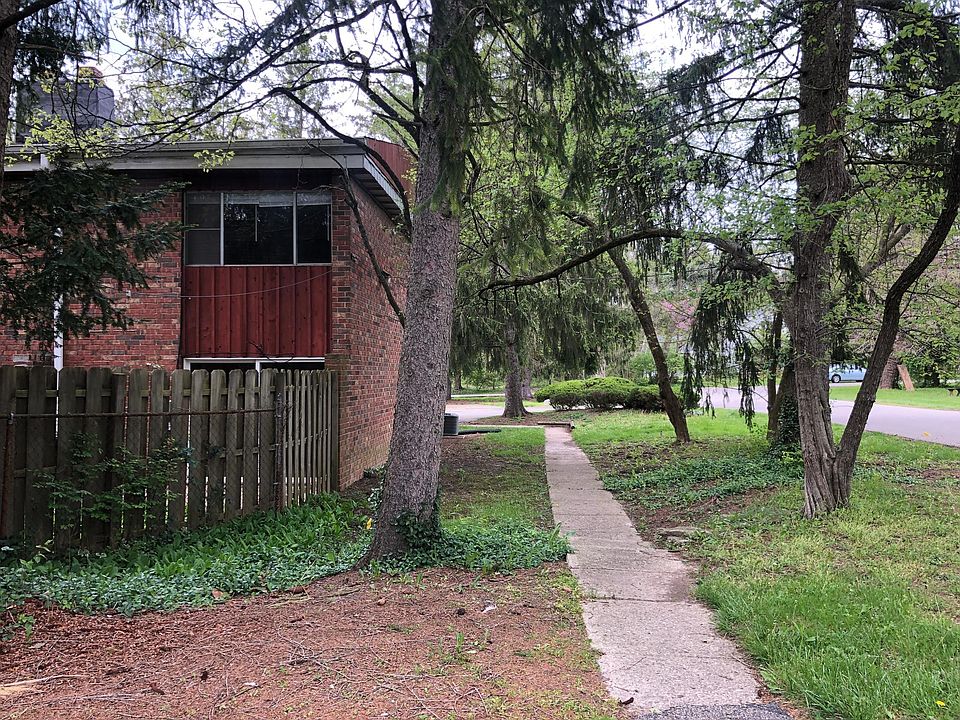 1st image of 750 Tully St #150