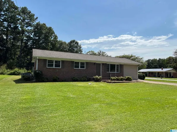 220 Patricia Rd, Anniston, AL 36206