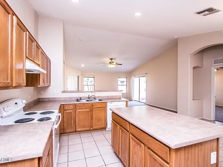 12522 W Grant St — Photo 12