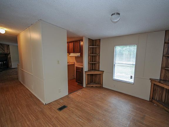 5th image of 3126 Arrowwood Ln