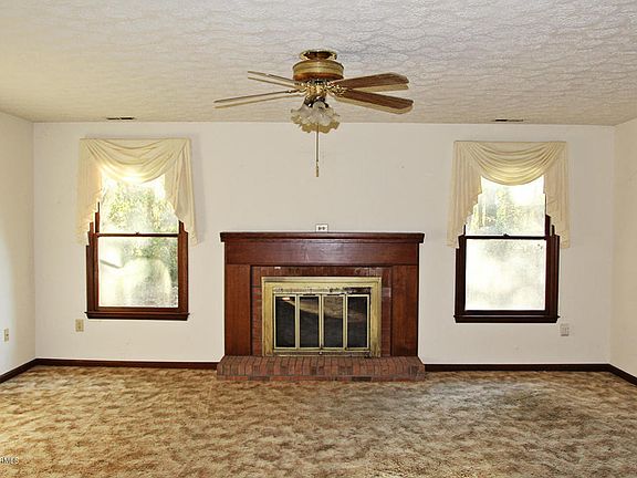 5th image of 707 W Haven Blvd